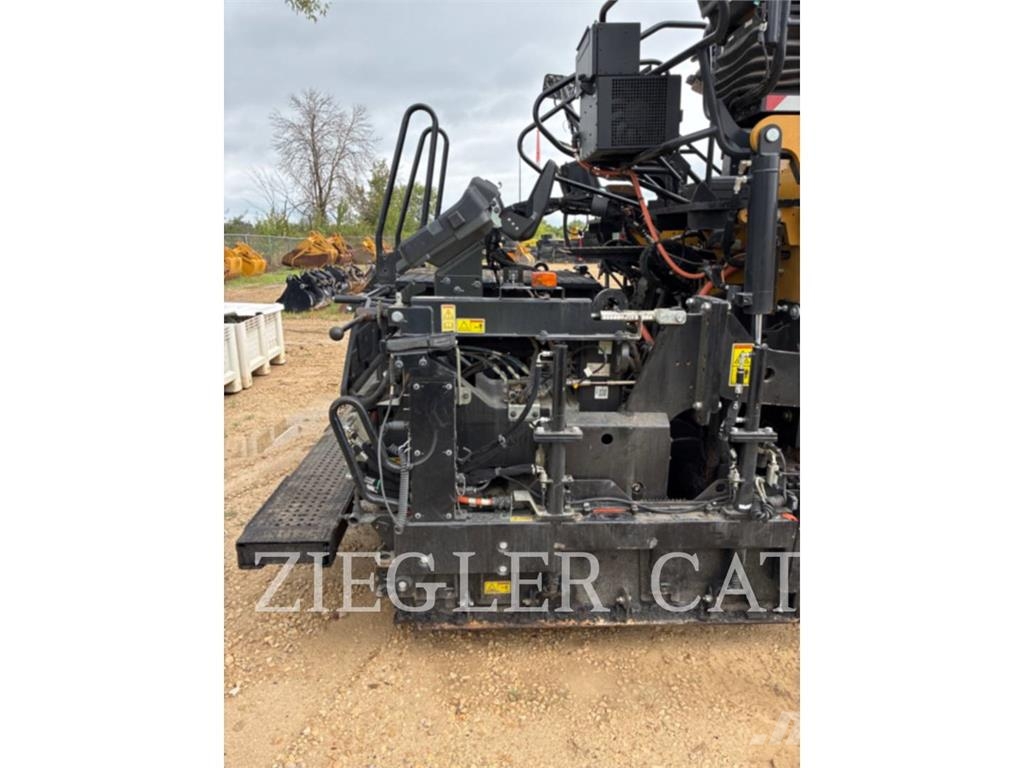 CAT AP1055-08 Asfalta klājēji