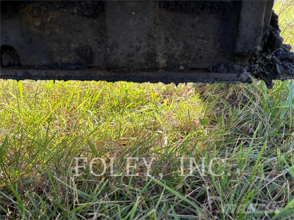 CAT AP1055F Asphalt pavers