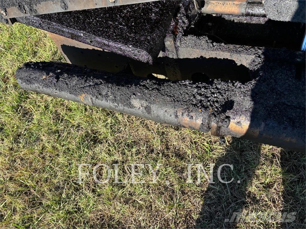 CAT AP1055F Asphalt pavers