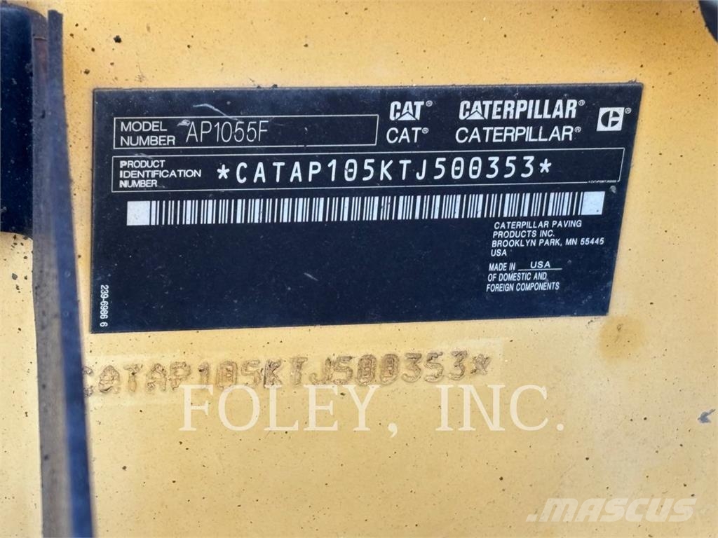 CAT AP1055F Asphalt pavers