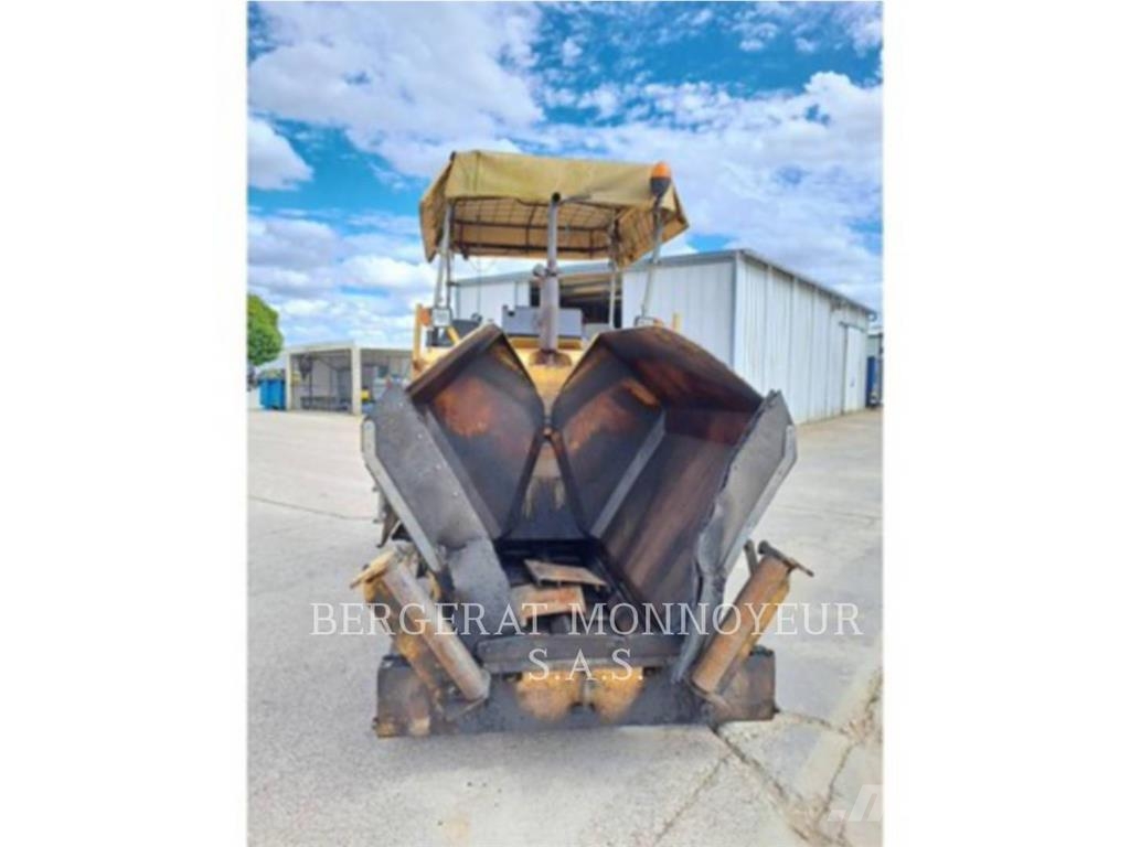 CAT AP300 Finišéry
