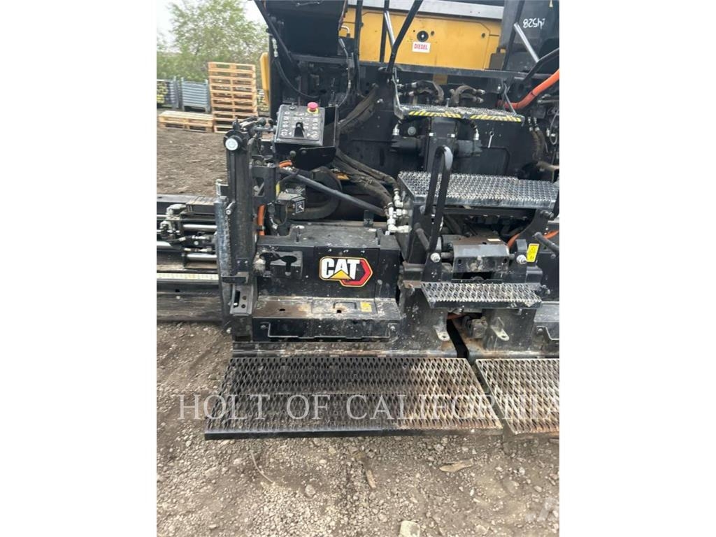 CAT AP455 Asphalt pavers