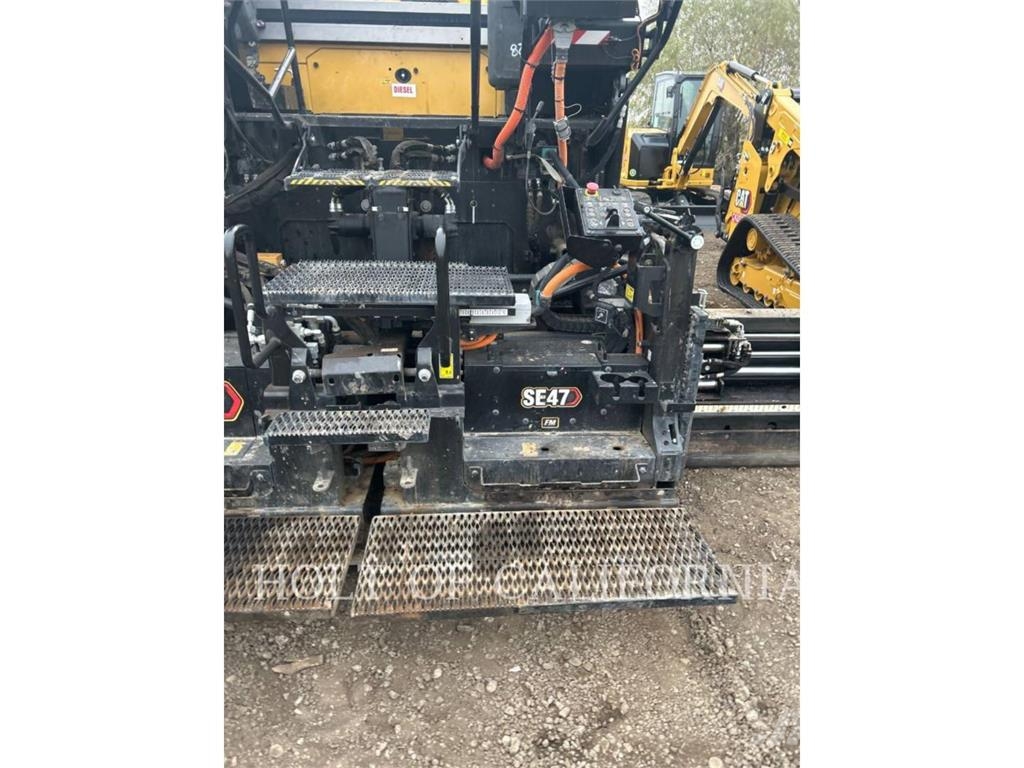 CAT AP455 Asphalt pavers
