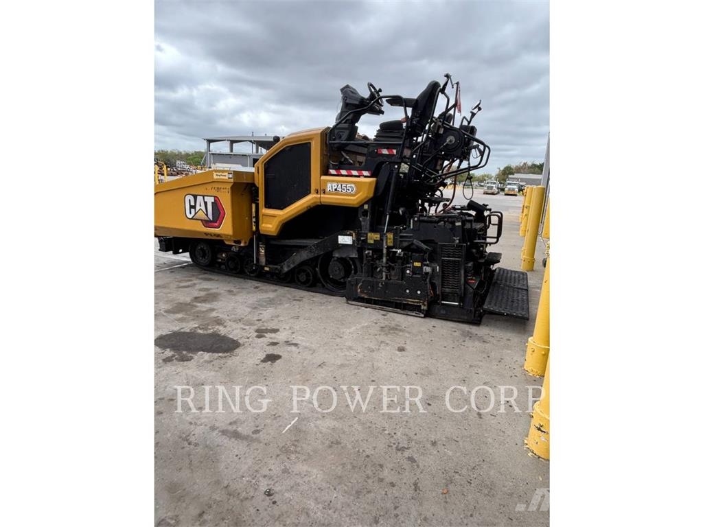 CAT AP455 Stroji za recikliranje asfalta