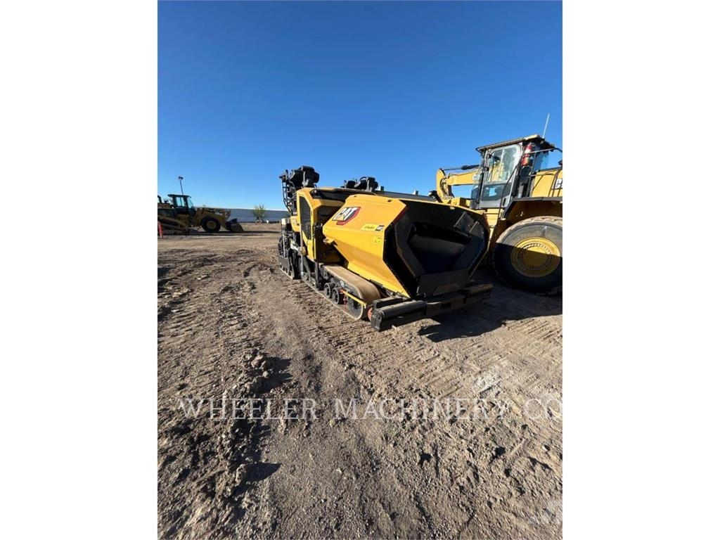 CAT AP555 Asfaltafwerkmachines