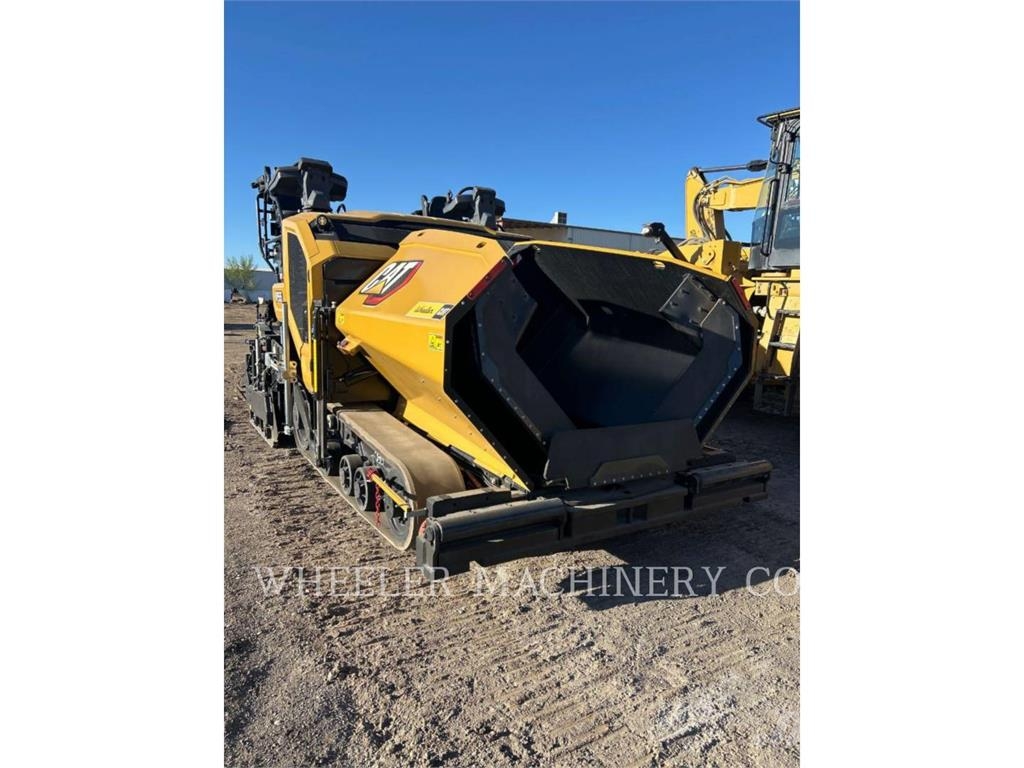 CAT AP555 Asfaltafwerkmachines