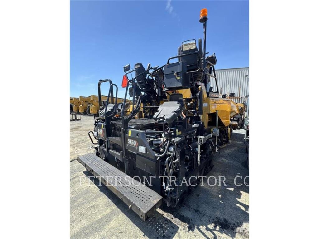 CAT AP655 Asphalt pavers