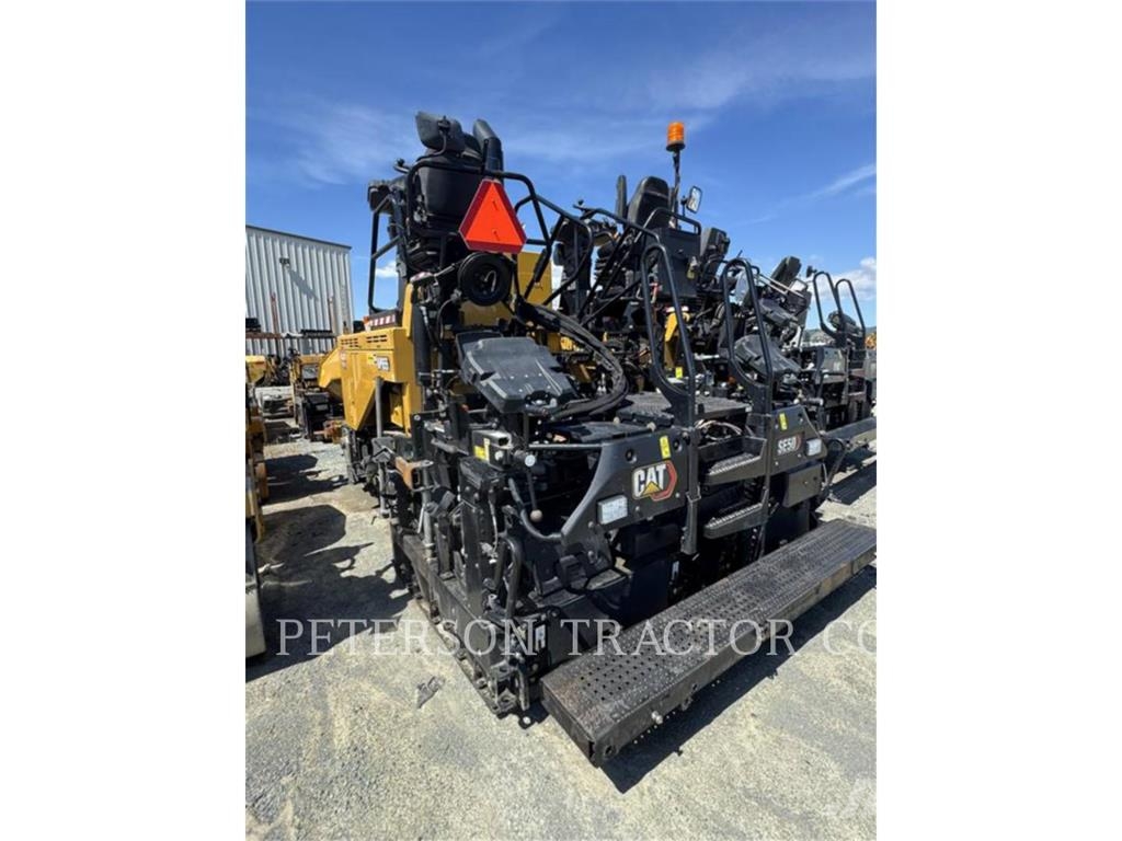 CAT AP655 Asphalt pavers