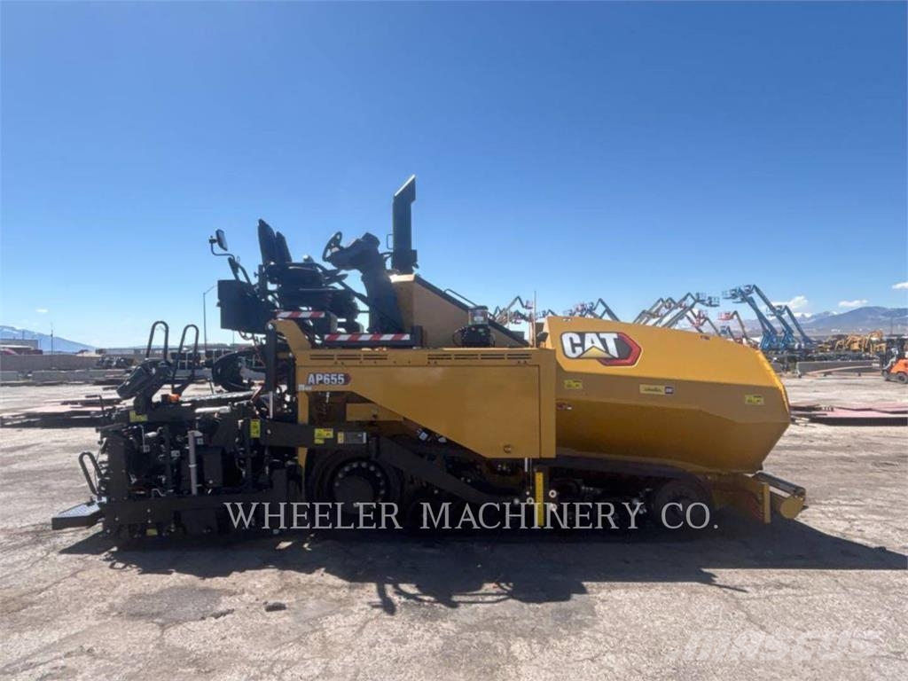 CAT AP655 Asphalt pavers