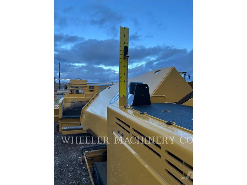 CAT AP655 Asfaldilaoturid