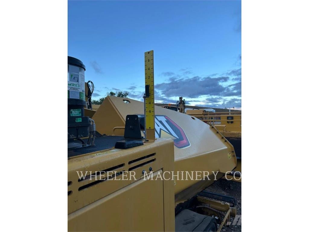 CAT AP655 Asfaldilaoturid