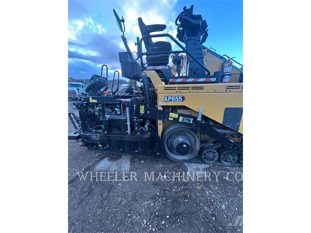 CAT AP655 Asfaldilaoturid