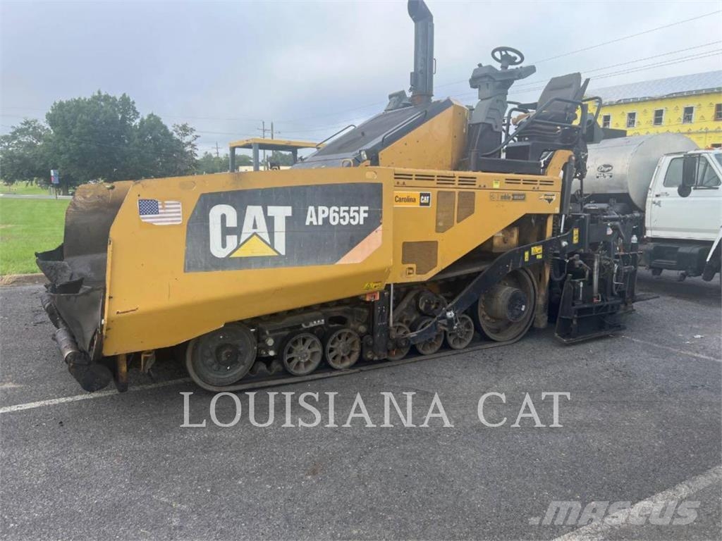 CAT AP655F Asfaltafwerkmachines