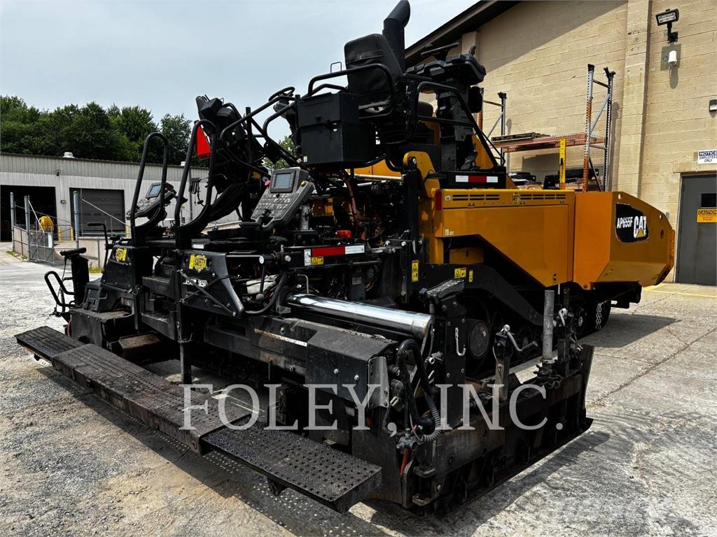 CAT AP655F Asfaltni finišerji