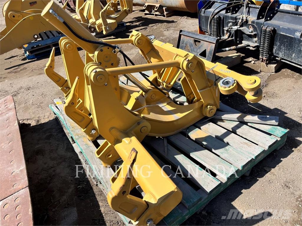 CAT ATTACHMENTS 14M Skarifikatori