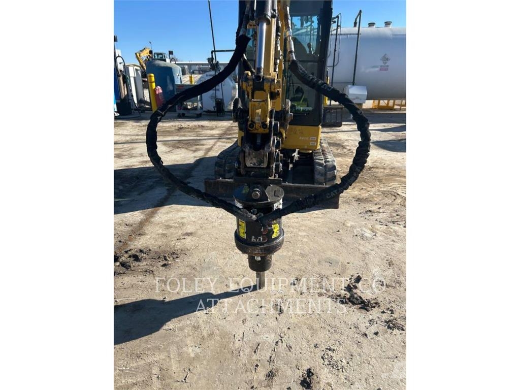 CAT AU301A11 Rupsgraafmachines