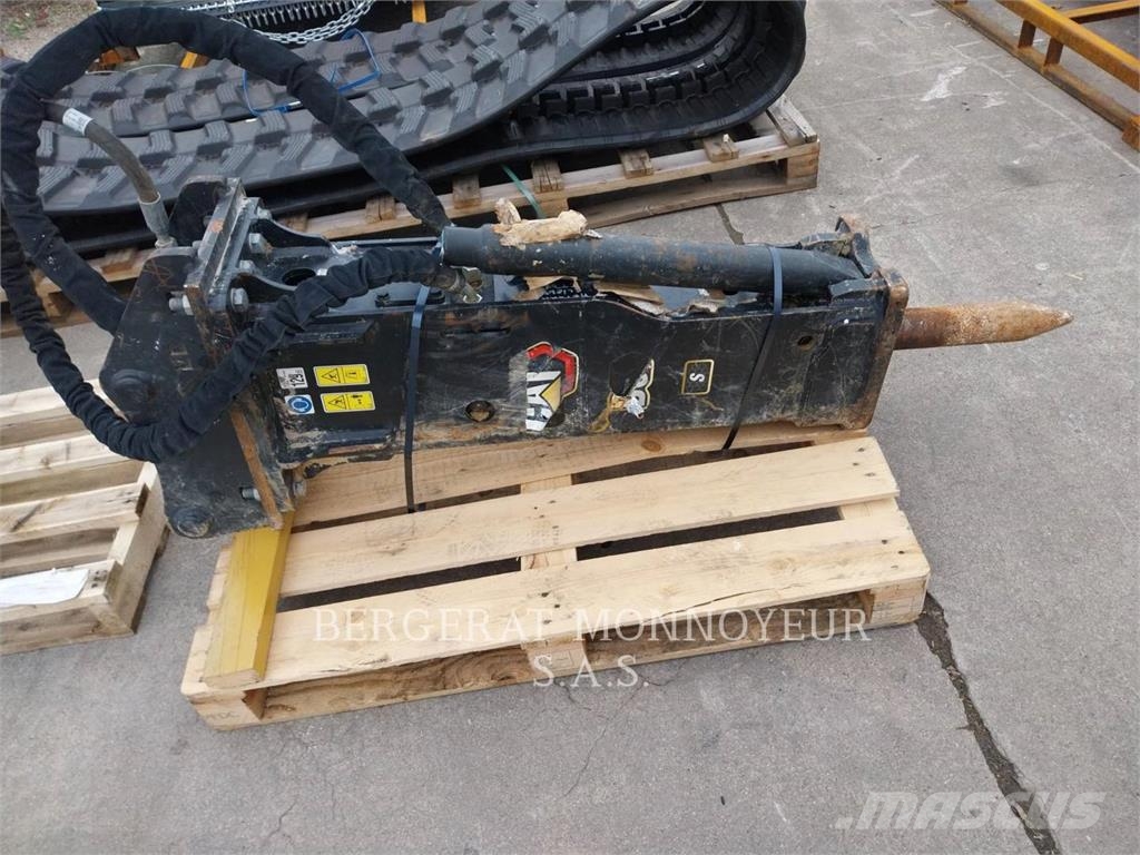 CAT B8S/308 鐵鎚/碎石機