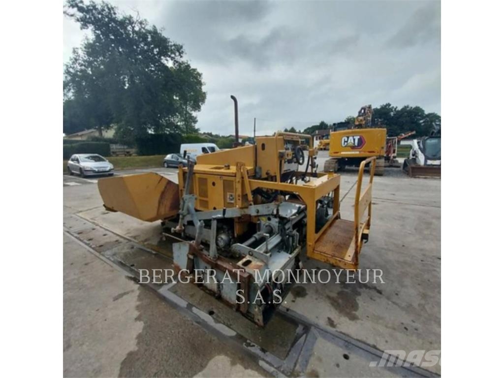 CAT BB621E Asfaltafwerkmachines