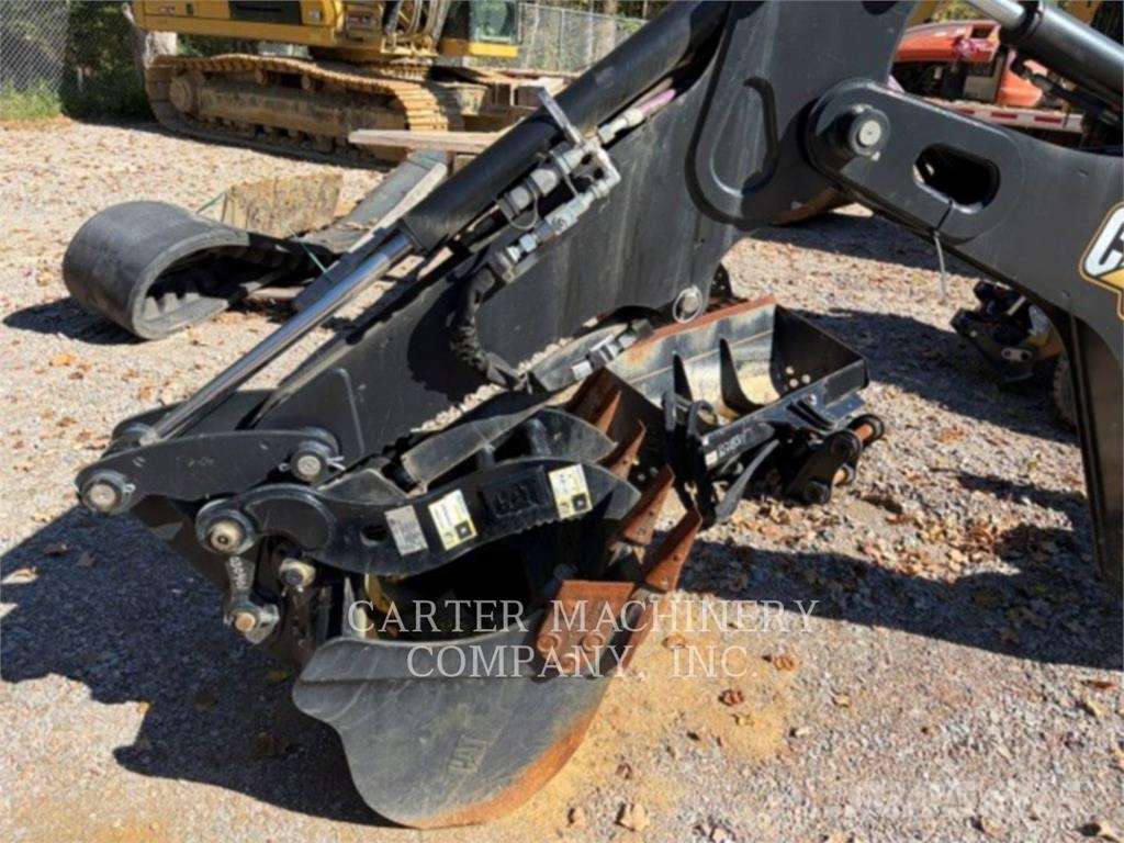 CAT BH130 جرافات عكسية
