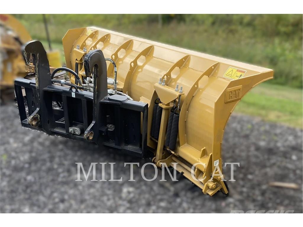 CAT BHL 10 SNOW PLOW, IT Sneeuwblazers