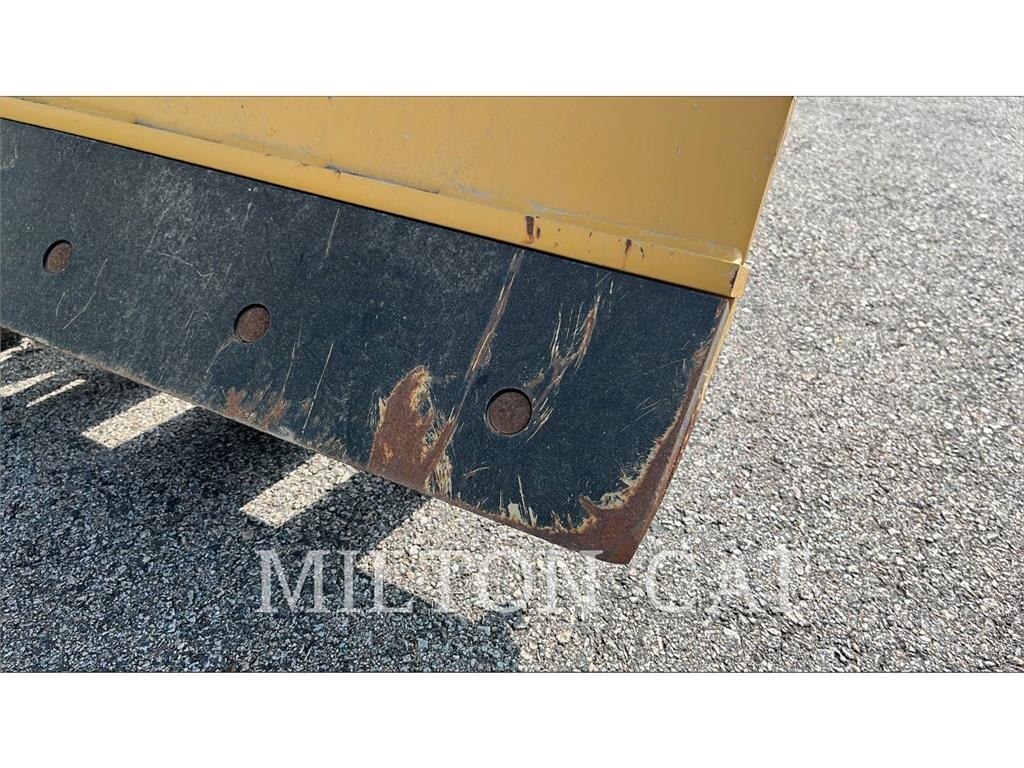 CAT BHL 12 FOOT SNOW PLOW Lançadores de neve
