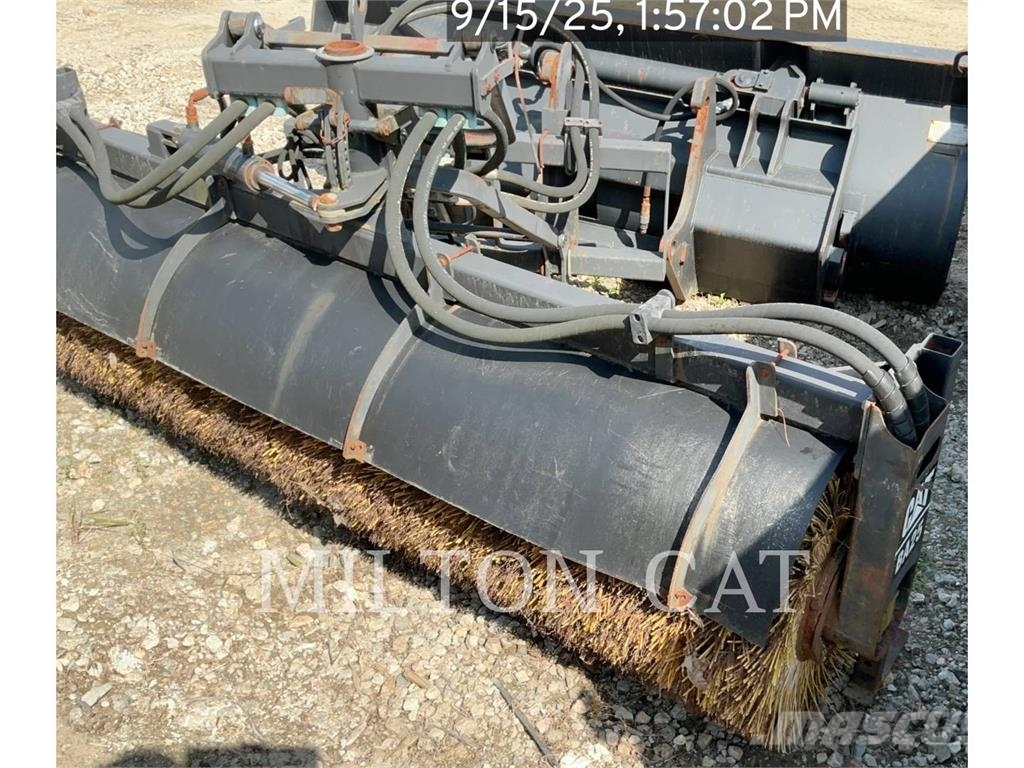 CAT BHL BA25 ANGLE BROOM Четки