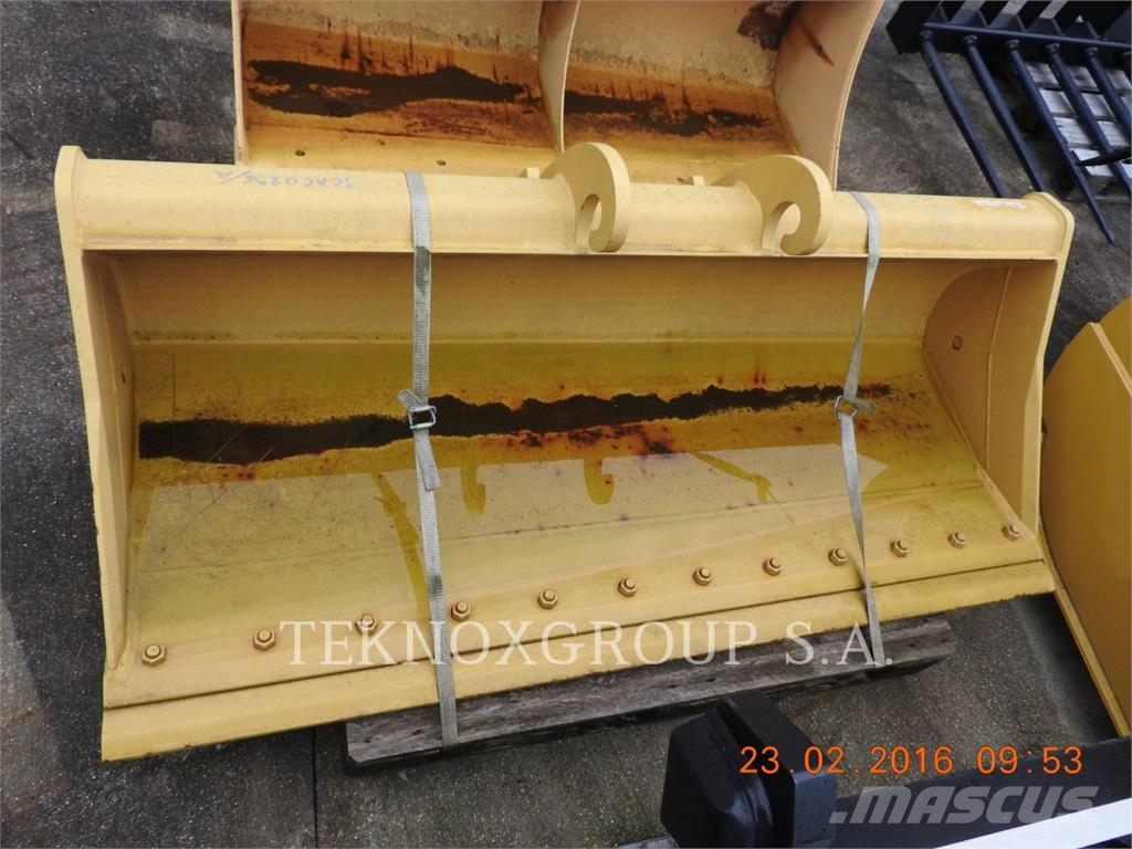 CAT BUCKET DC1800 FOR USE ON 307/308 Kašike / Korpe