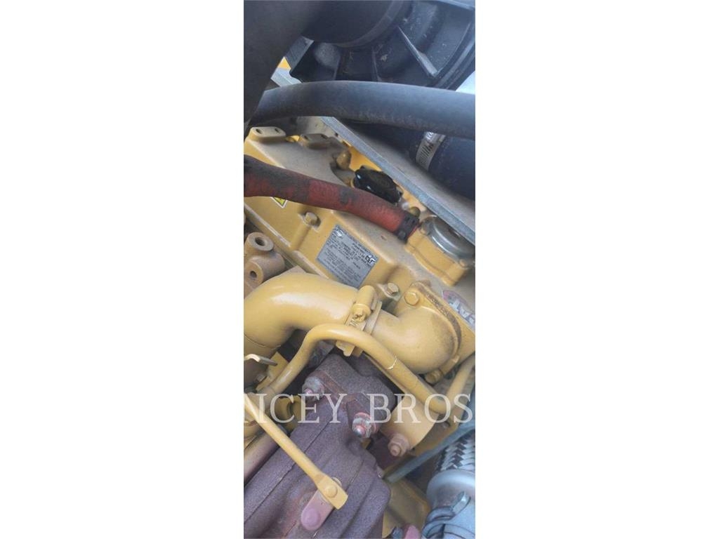CAT CB 2.7 Erdbauwalzen