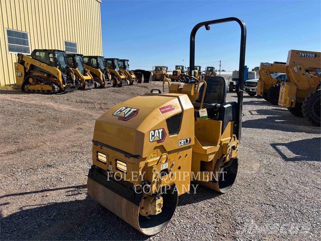 CAT CB1.7 Pôdne kompaktory