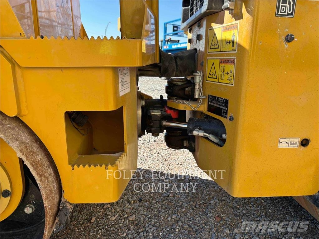 CAT CB1.7 Pôdne kompaktory