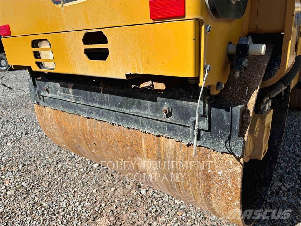 CAT CB1.7 Pôdne kompaktory