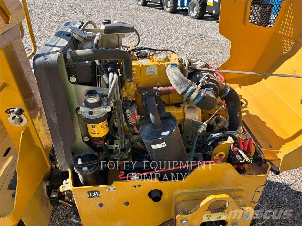 CAT CB1.7 Pôdne kompaktory
