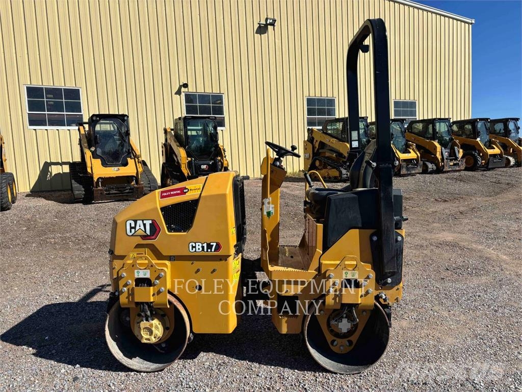 CAT CB1.7 Pôdne kompaktory