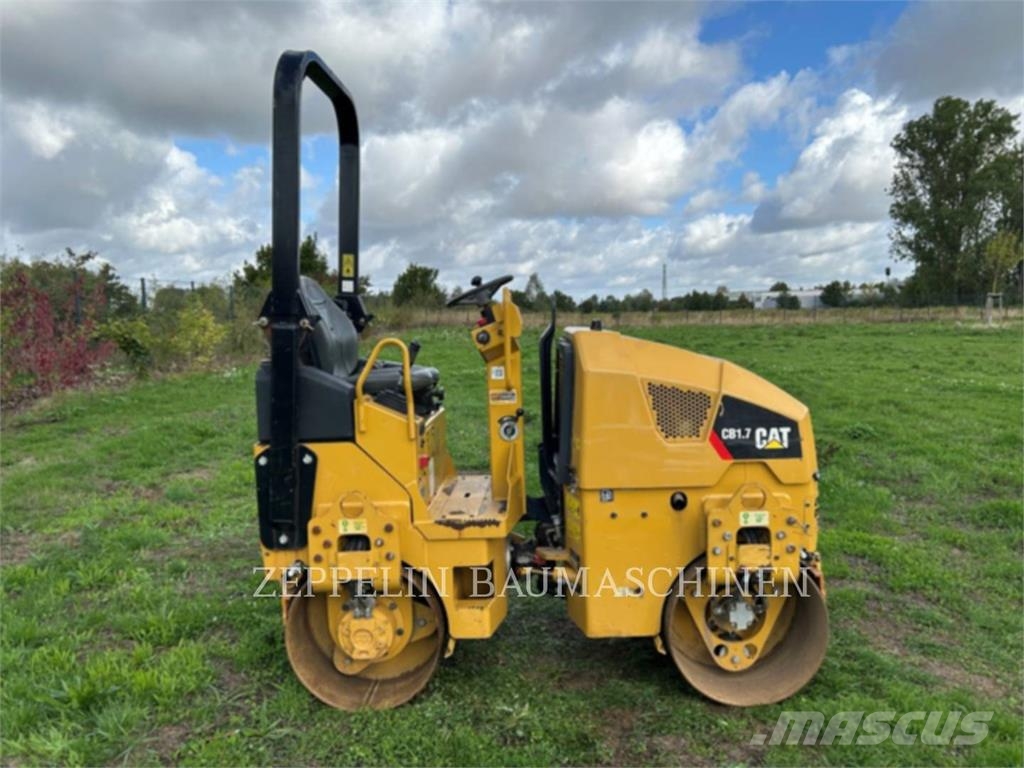 CAT CB1.7 Tiivistyskoneet