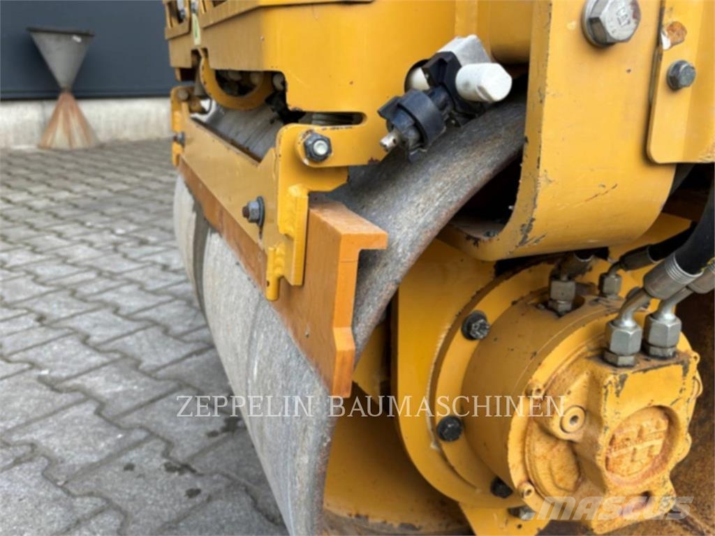 CAT CB1.7 Talajtömörítő gépek