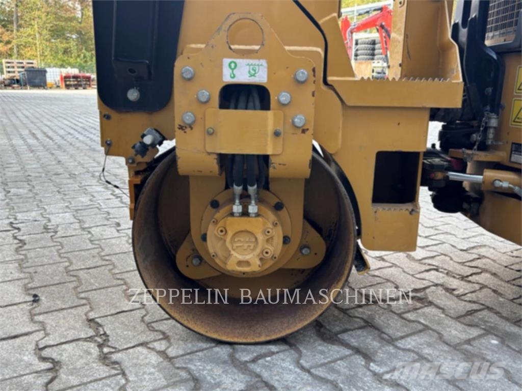 CAT CB1.7 Talajtömörítő gépek
