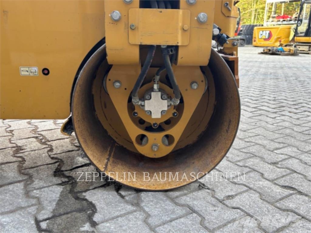 CAT CB1.7 Talajtömörítő gépek