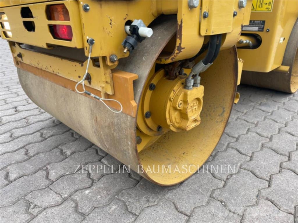 CAT CB1.7 Kompaktorji tal
