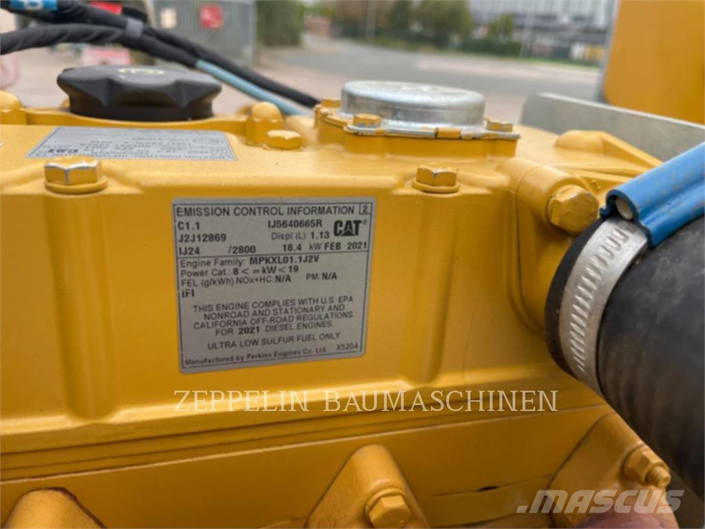 CAT CB1.7 Kompaktorji tal