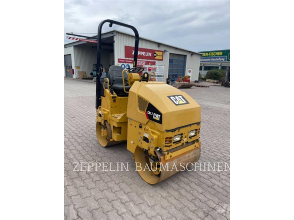 CAT CB1.7 Kompaktorji tal