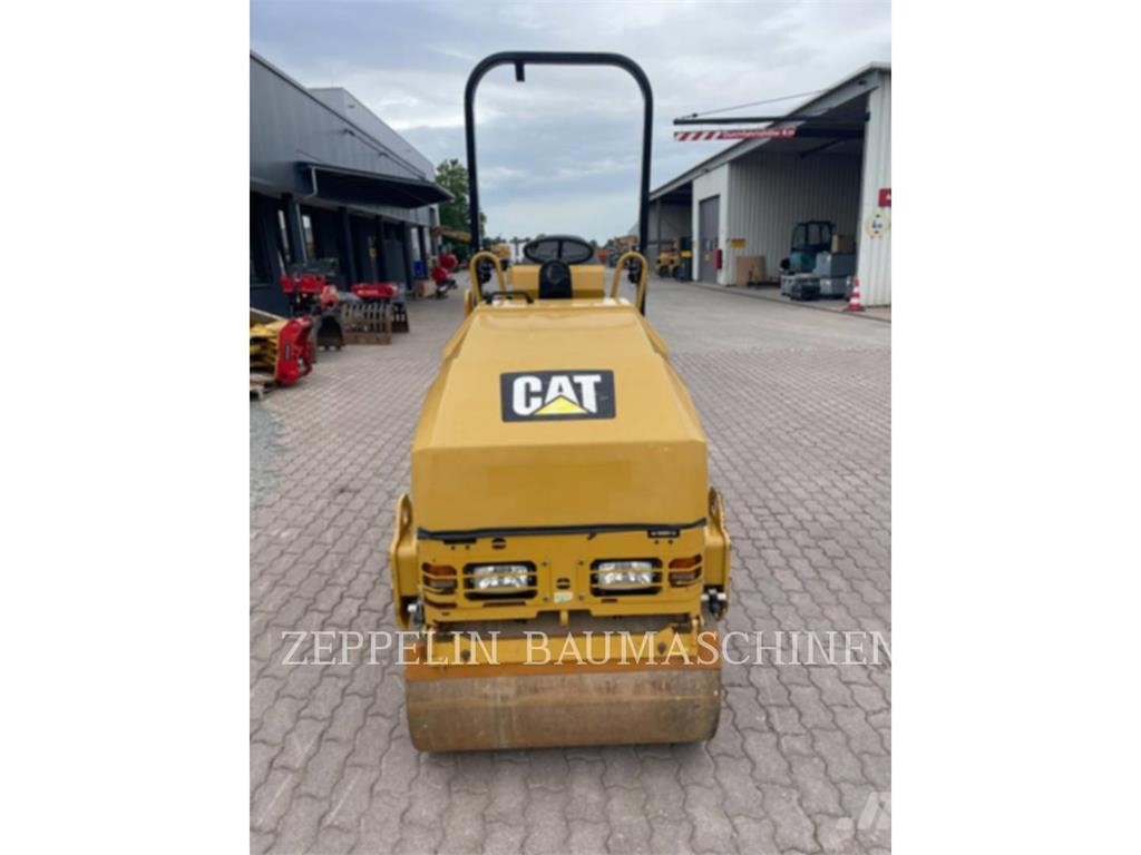CAT CB1.7 Kompaktorji tal