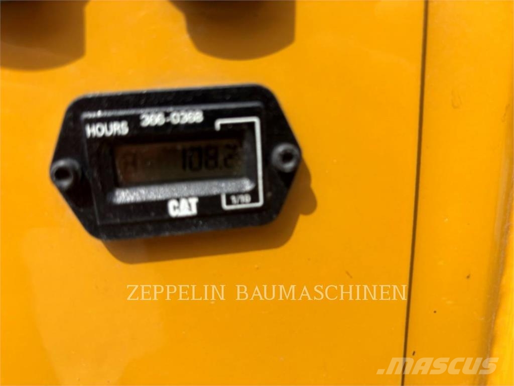 CAT CB1.7 Soil compactors