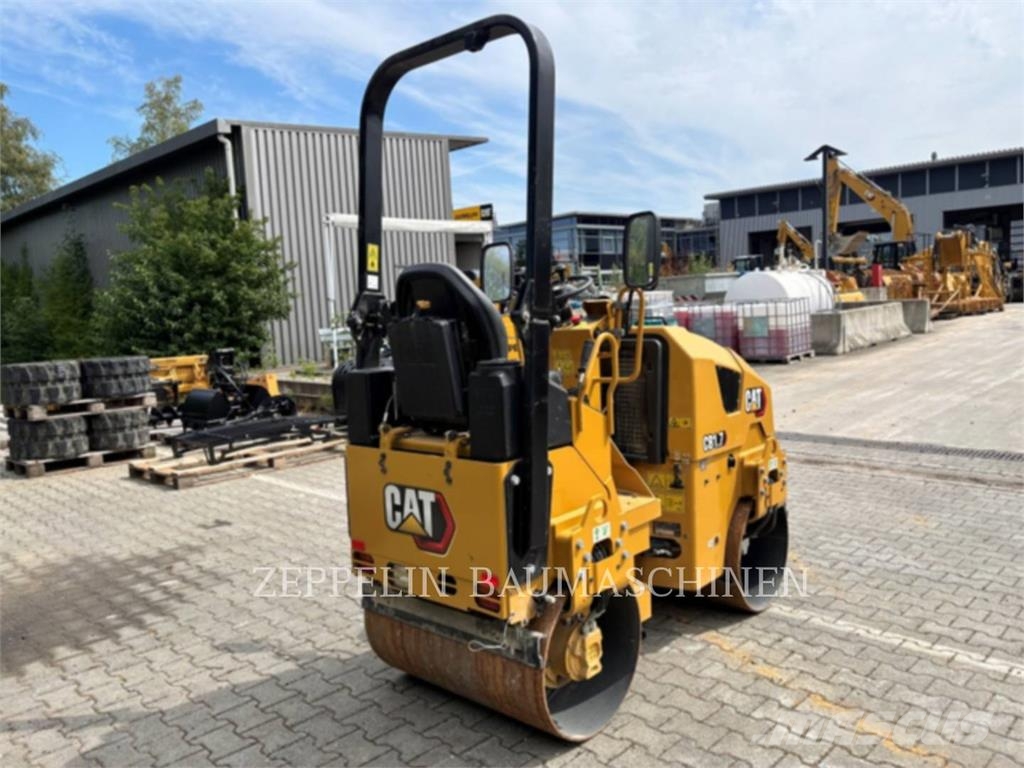 CAT CB1.7 Soil compactors