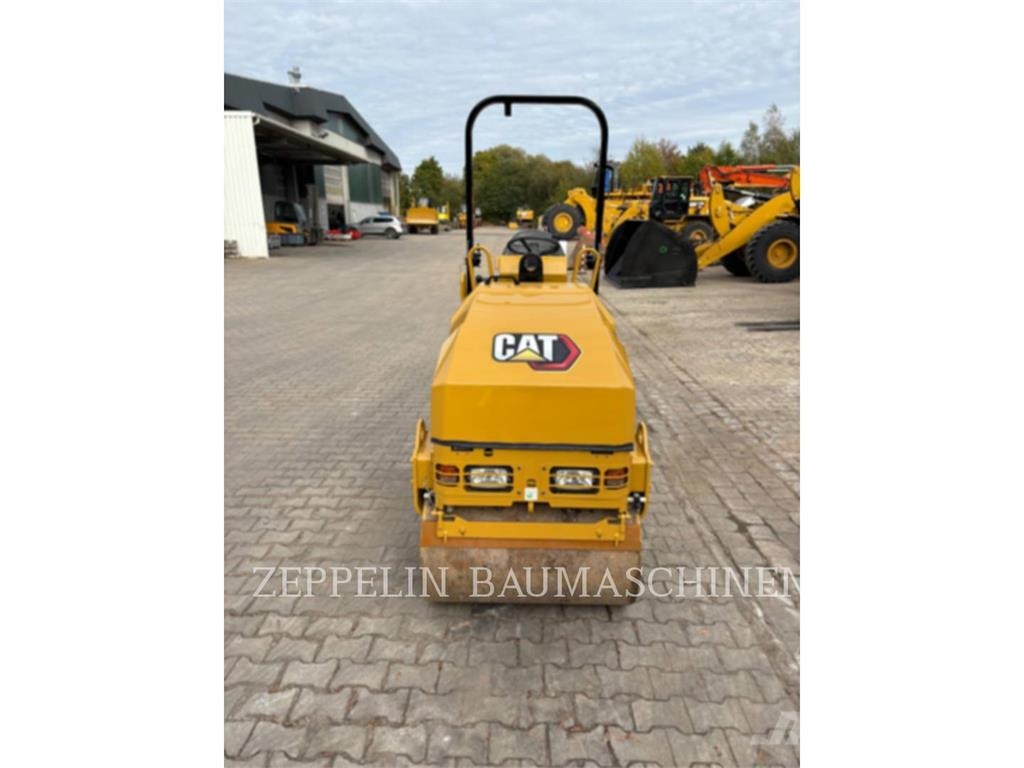 CAT CB1.7 Kompaktorji tal