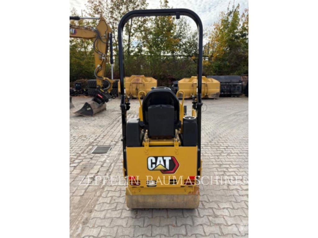 CAT CB1.7 Kompaktorji tal