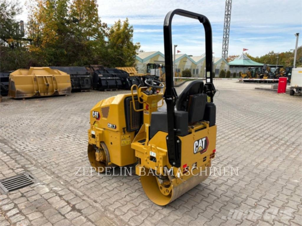 CAT CB1.7 Kompaktorji tal