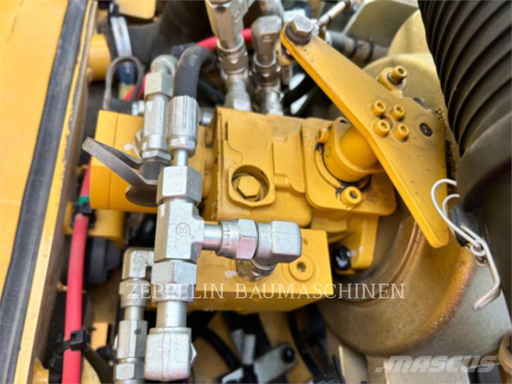 CAT CB1.7 Erdbauwalzen