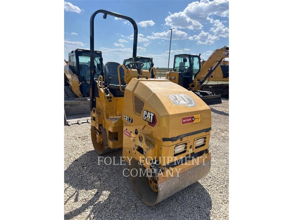 CAT CB1.7-03 ضاغطات التربة