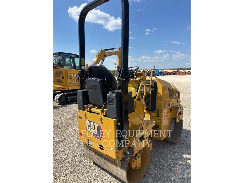 CAT CB1.7-03 ضاغطات التربة