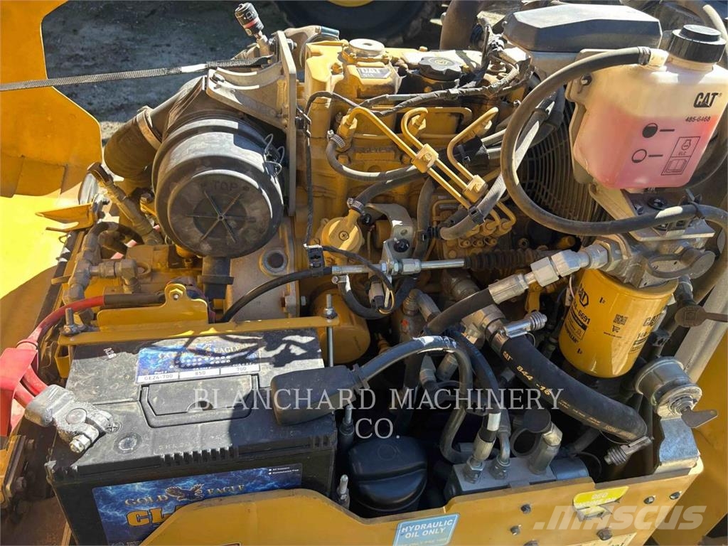 CAT CB1.8 Tandemwalzen